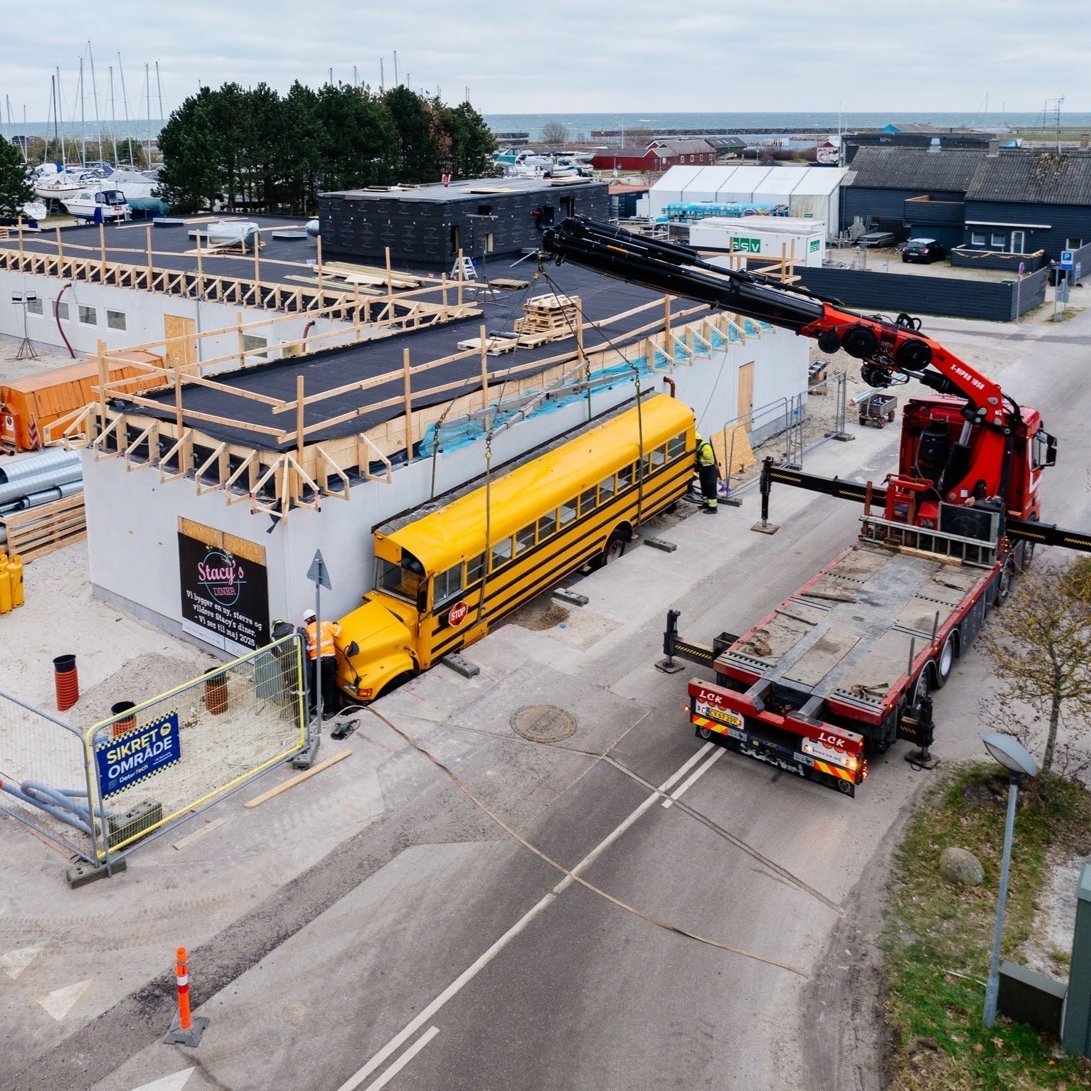 Stacy’s Diner i Køge udvider med bus og fedtudskiller